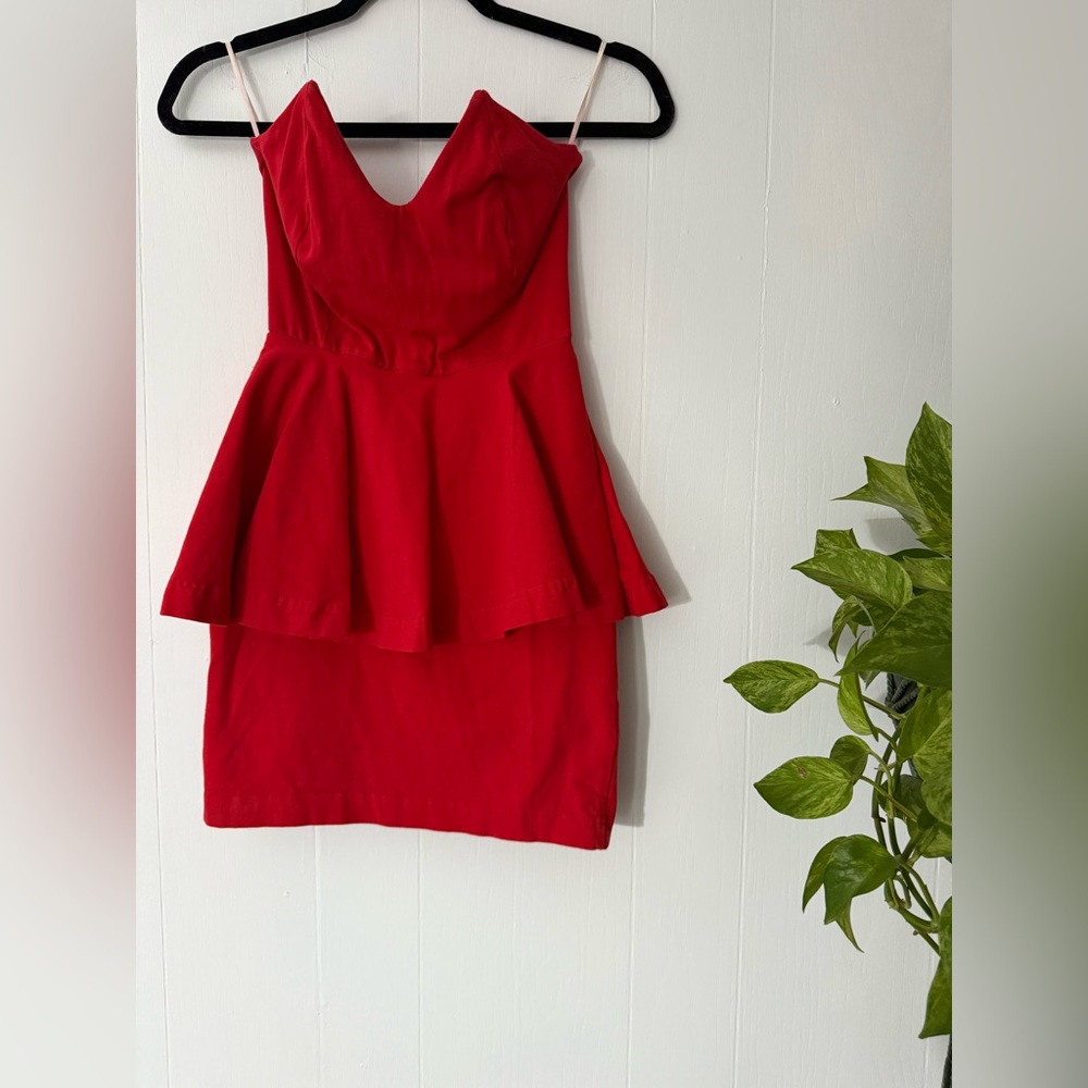 Vintage 90s Betsey Johnson Bright Sexy Red Peplum Seersucker Mini Dress Form Fit